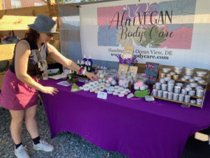 creative market booth